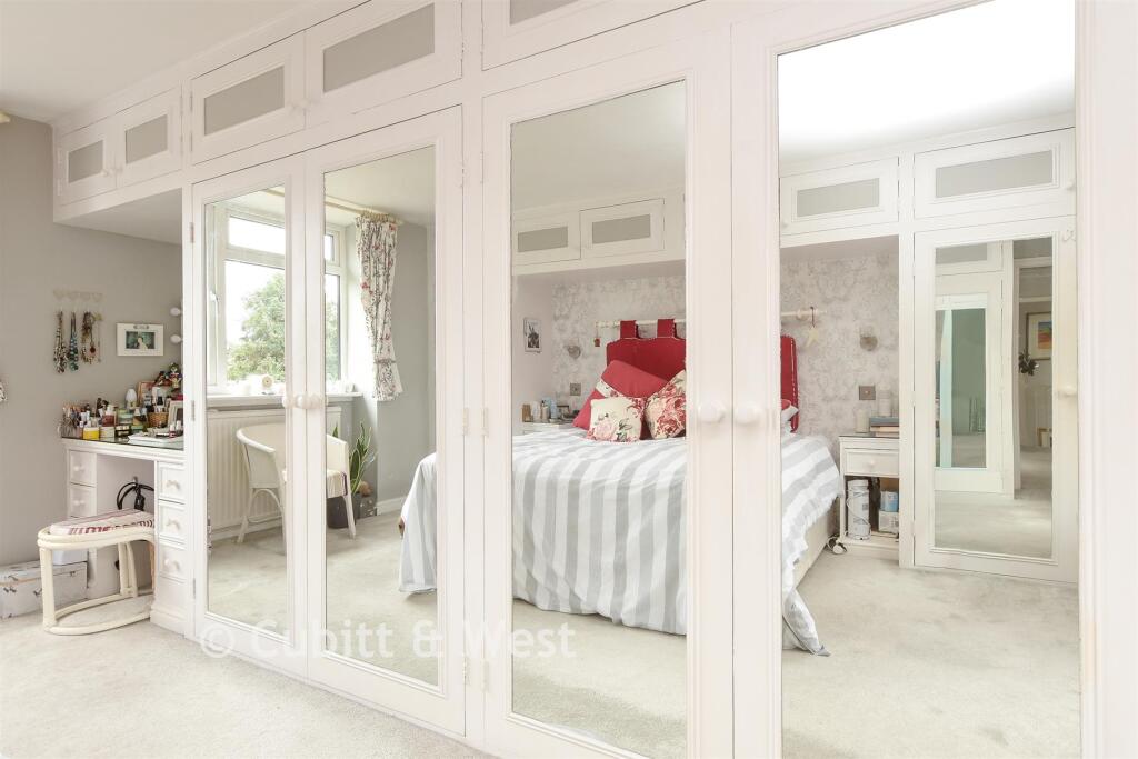 Main image of property: Green Curve, Banstead, Surrey