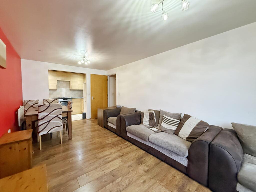 Apartment in London - View 5