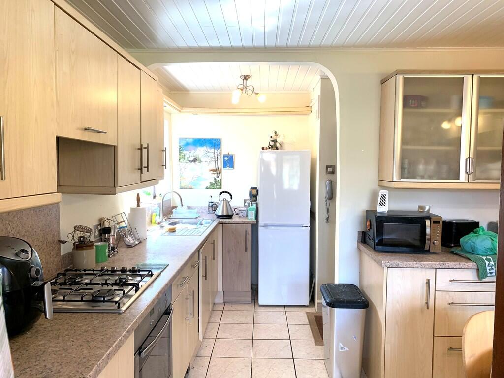 Braemar Close, Bucknall, Stoke-on-Trent, ST2 8NL photo 5