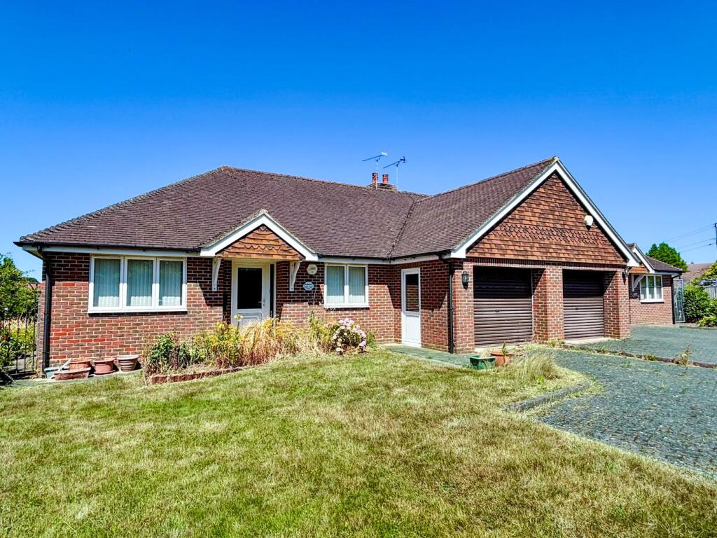 2-bed house on Cottage Lane, Westfield, TN35, £385,000