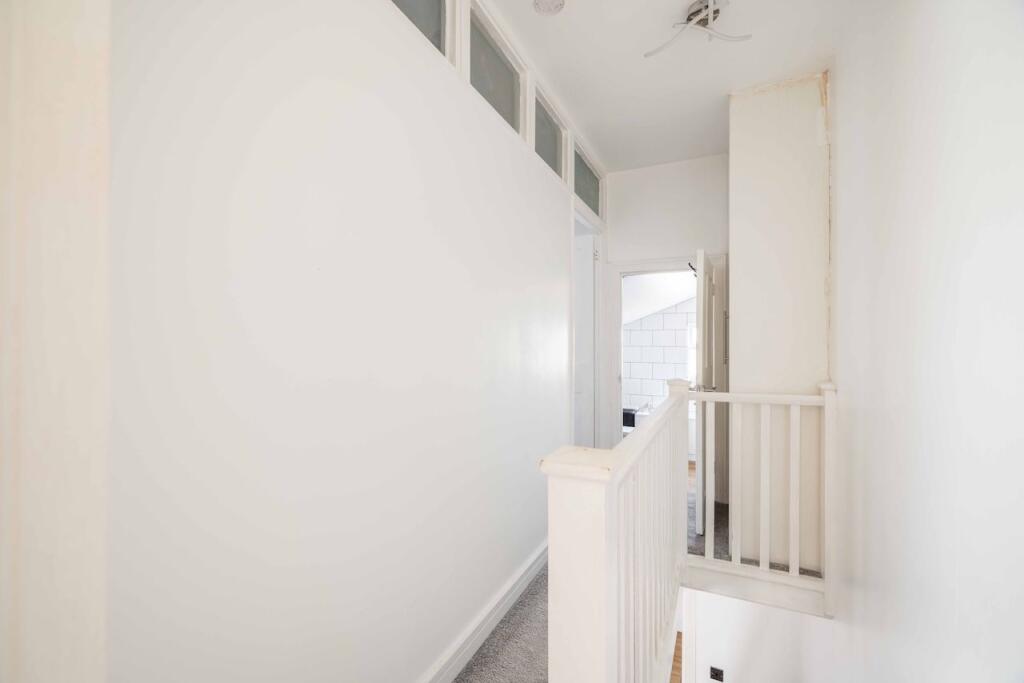 House in Slough - View 2