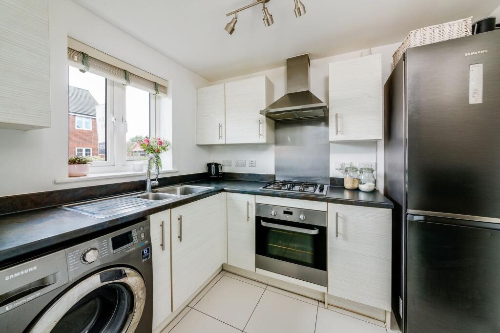 8, Aster Close, Didcot, OX11 photo 4