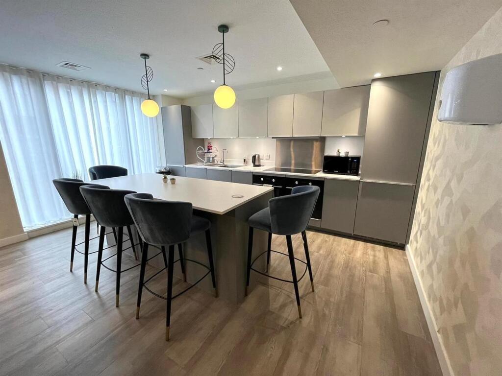Apartment in Birmingham - More