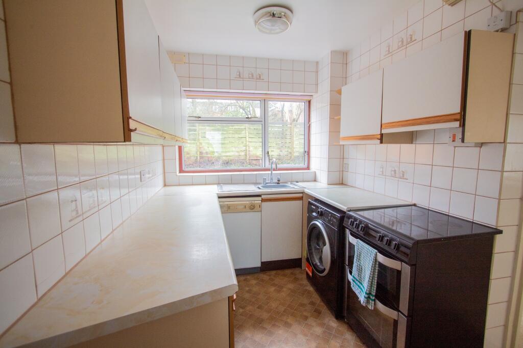 St Anthonys Close, Ottery St Mary photo 2