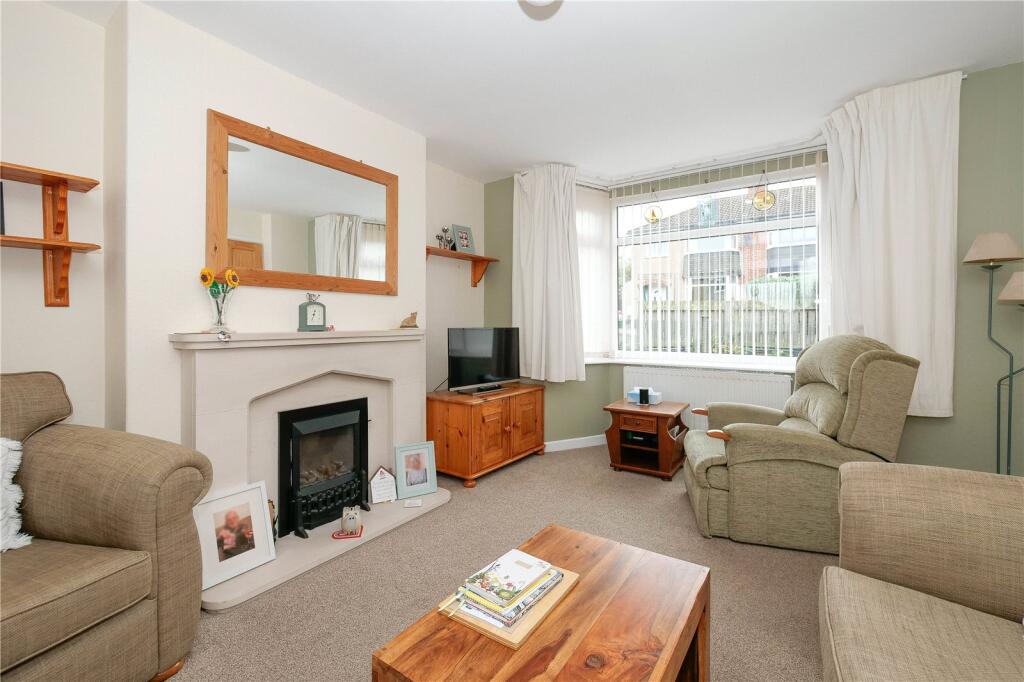 House in Bradford, Baildon - View 2