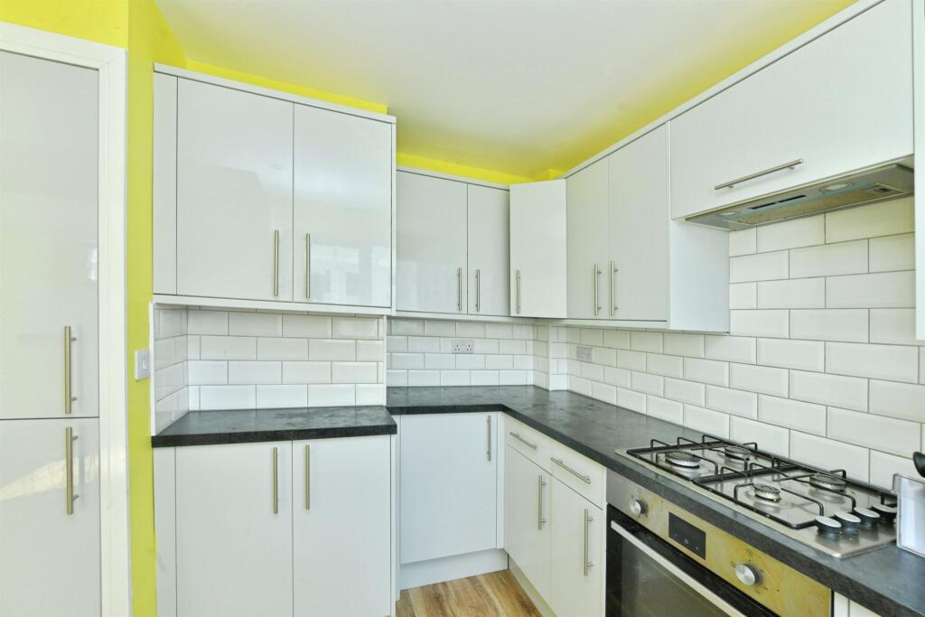 Bunyan Close, Plymouth - View 5