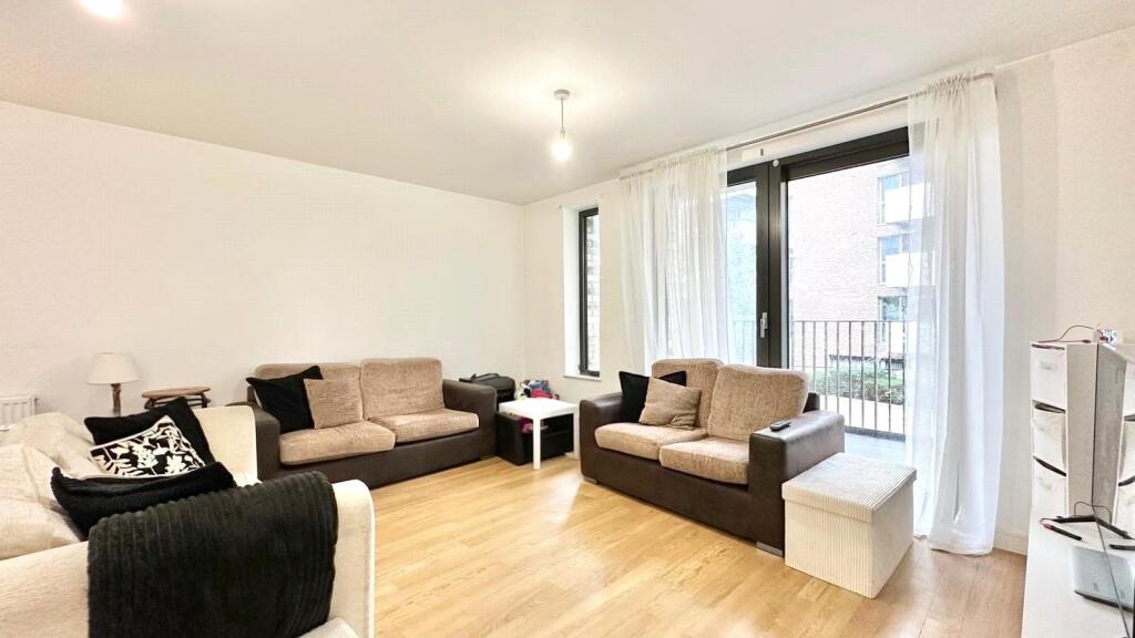 Apartment in London - View 2