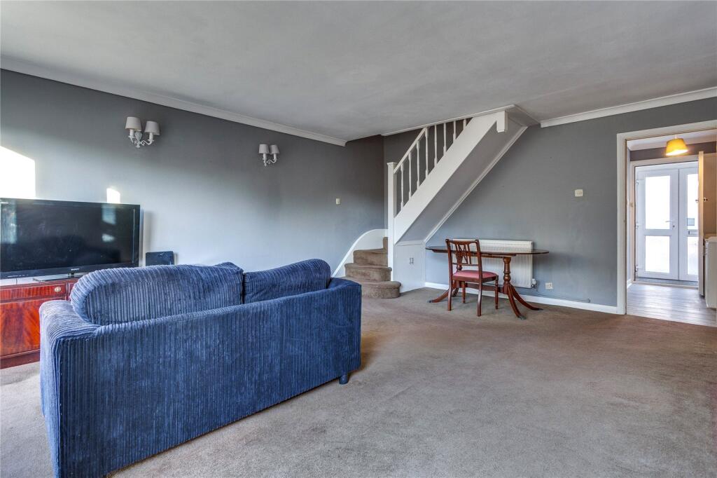 Deanfield Avenue, Henley-on-Thames, Oxfordshire, RG9 photo 3