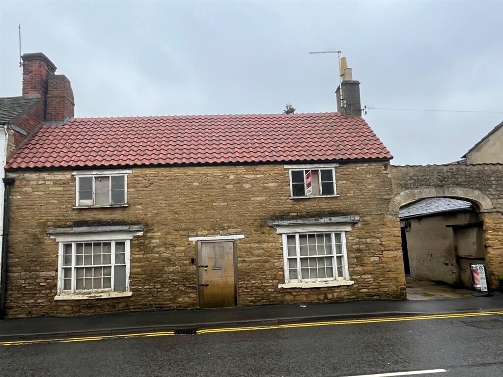 Main image of property: High Street, Market Deeping, PETERBOROUGH