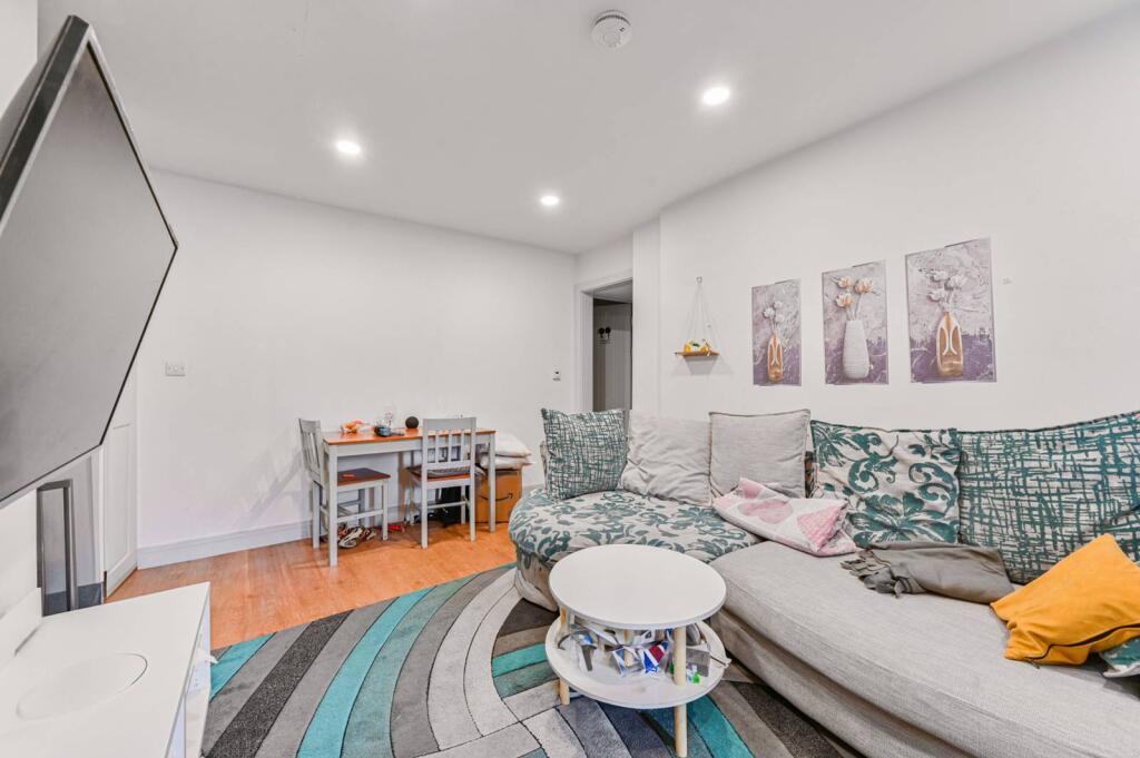 Main image of property: Sydenham Road, Croydon, CR0