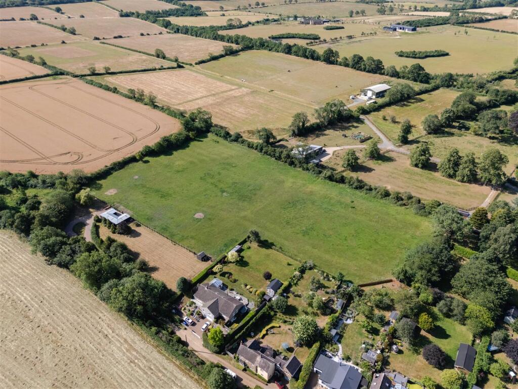 Bridle Road, Hannington - View 4