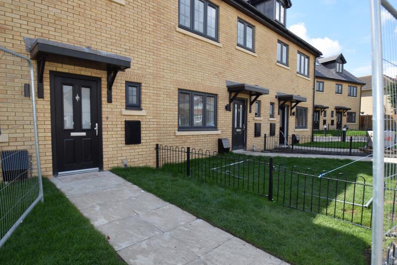 Main image of property: Hart Road, Thundersley, Essex, SS7