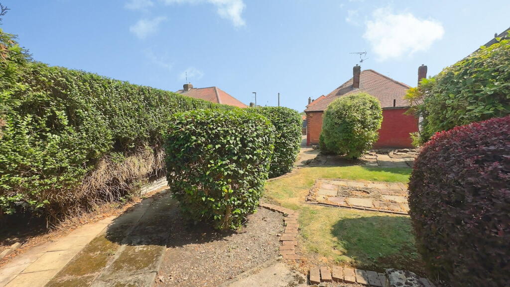 House in Broxtowe, Eastwood - View 2