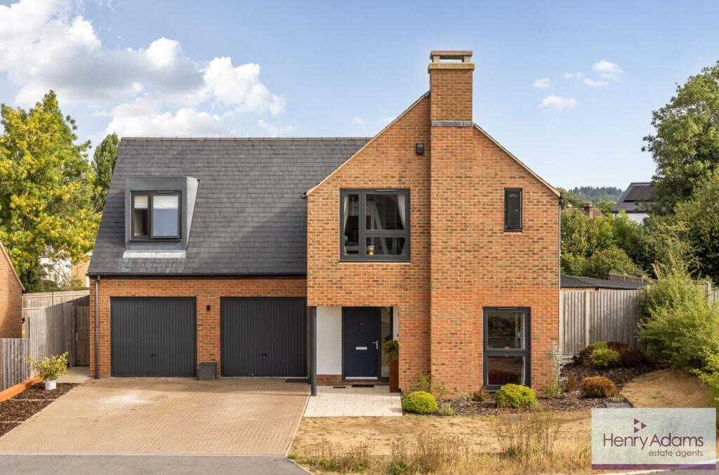 Main image of property: Francis Rose Way, Liss, GU33
