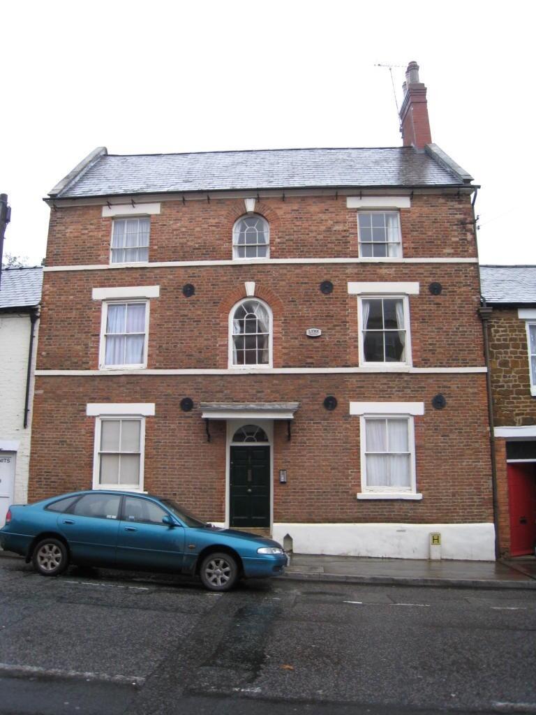 Main image of property: Flat 6, Queen Anne House29 High Street,Wellingborough,NN8