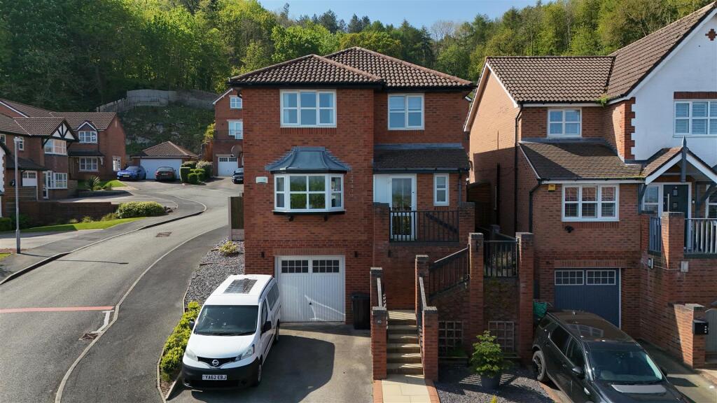 Main image of property: Lon Y Berllan, Abergele, LL22