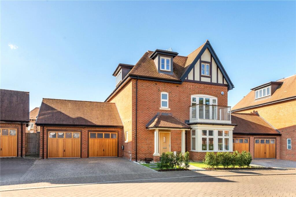 Main image of property: Laychequers Meadow, Taplow, Maidenhead, Buckinghamshire, SL6