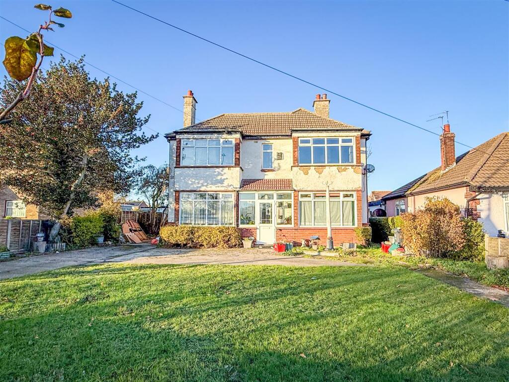 Main image of property: St. Johns Road, Clacton-On-Sea