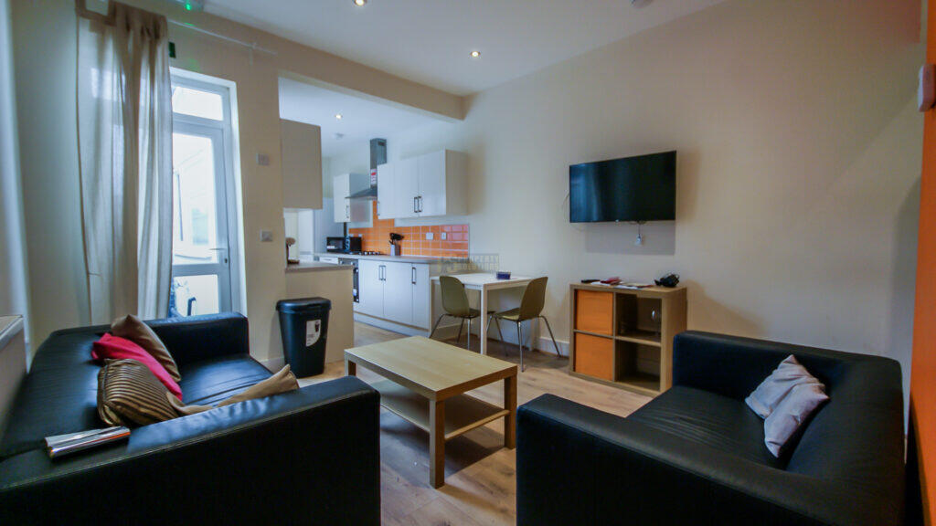 Main image of property: Alton Road, Selly Oak, Birmingham, B29 7DX