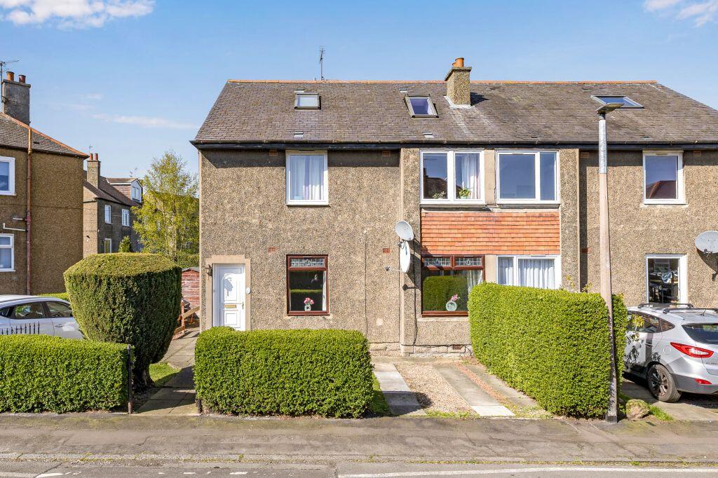 Main image of property: 76 Pilton Place, Edinburgh, EH5 2HB