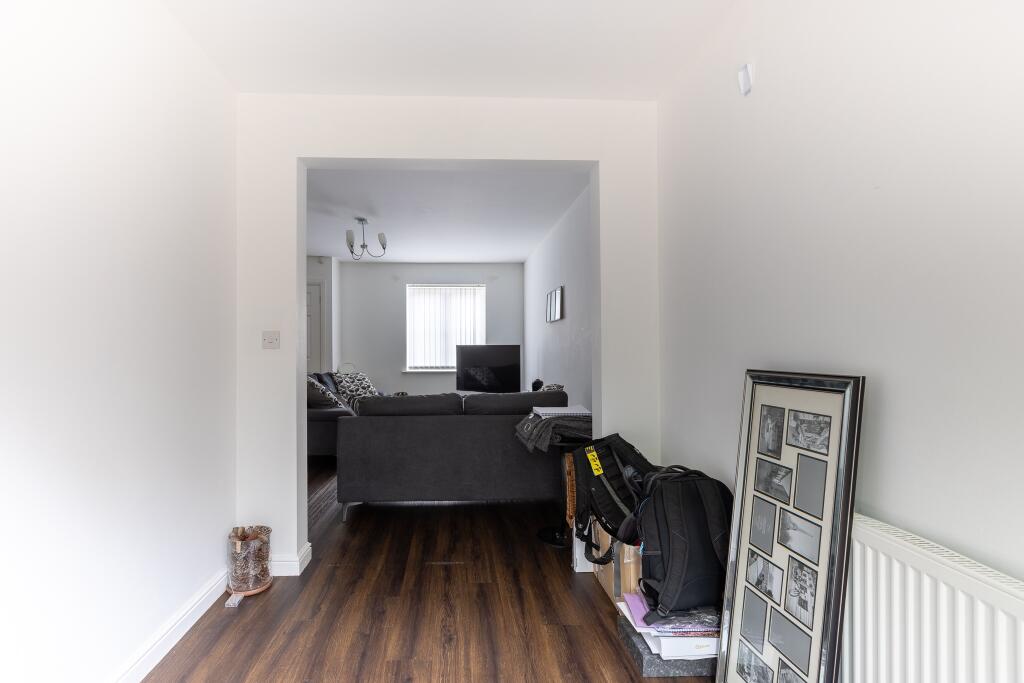 House in Cardiff, Llanharry - More