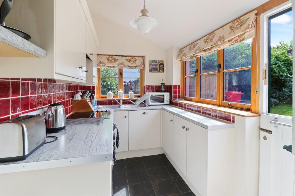 Marleys Row, Porlock, Minehead, TA24 photo 3