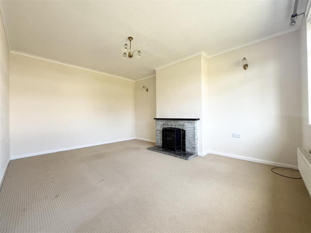 House in Sandbach, Ettiley Heath - View 5
