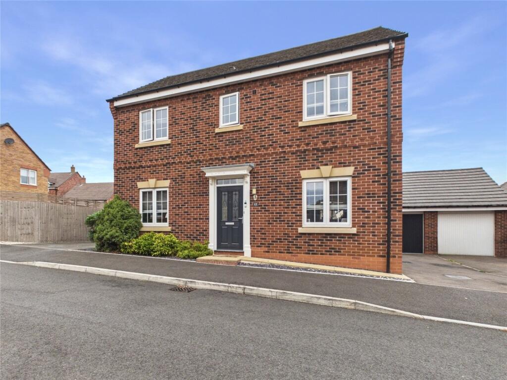 Main image of property: Dadinton Drive, Copcut, Droitwich Spa, Worcestershire, WR9