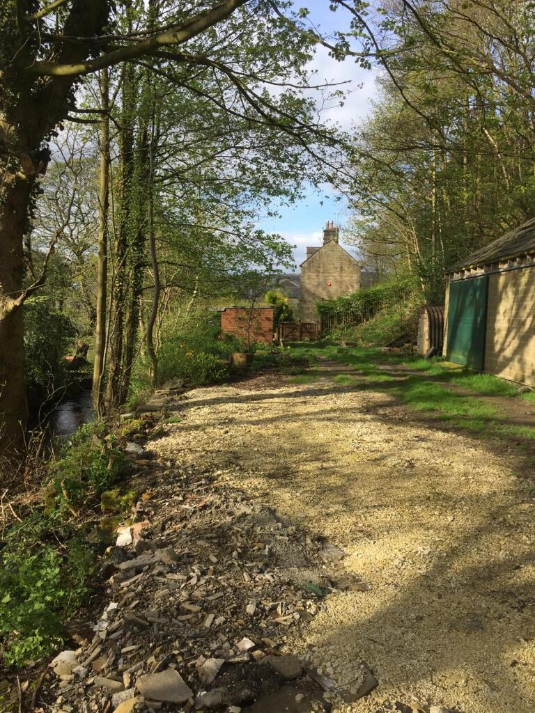 Miry Lane, Thongsbridge, Holmfirth - View 5