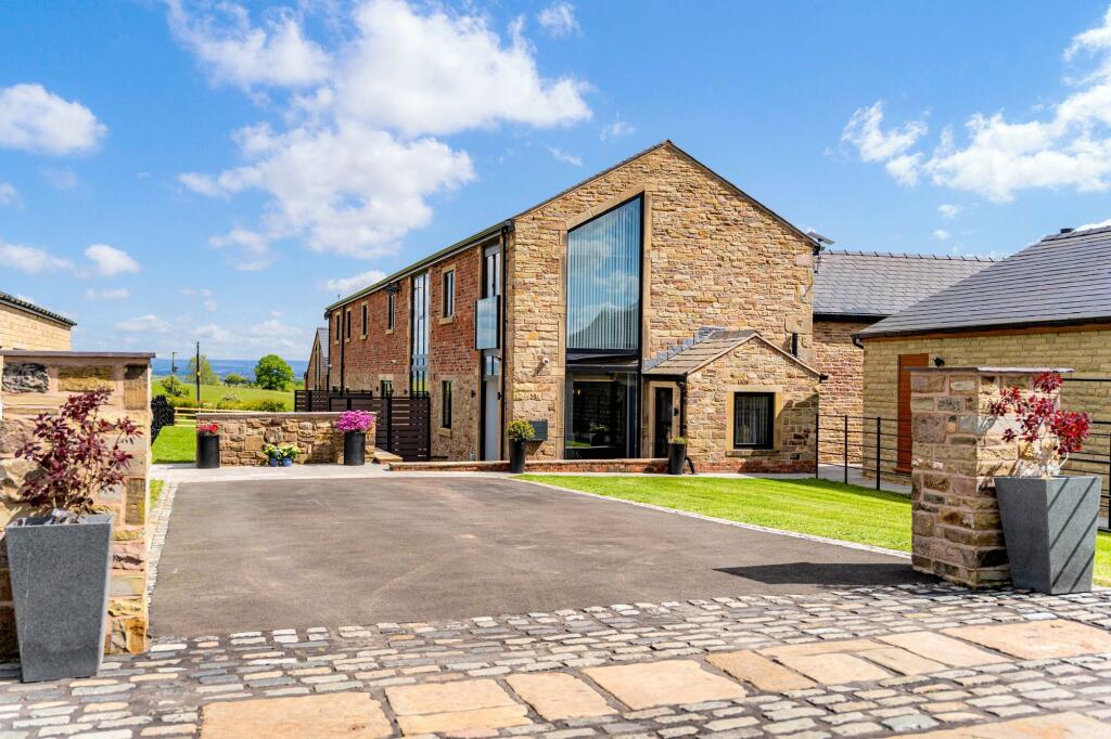 House in Bury, Greater Manchester - View 6