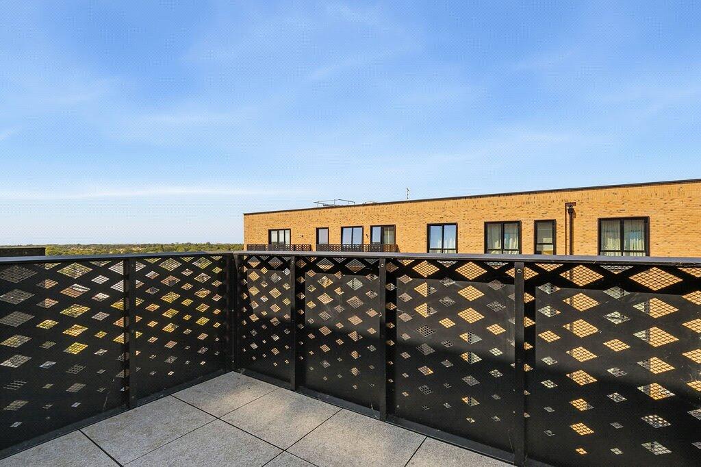 Apartment in London - View 3