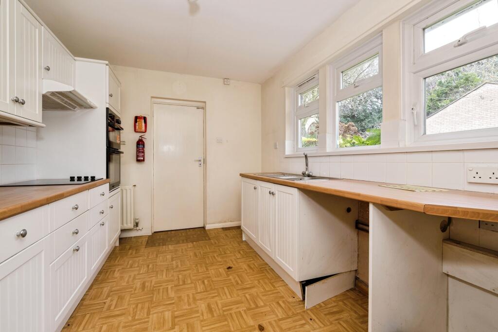 The Precincts, Peterborough, PE1 - View 3