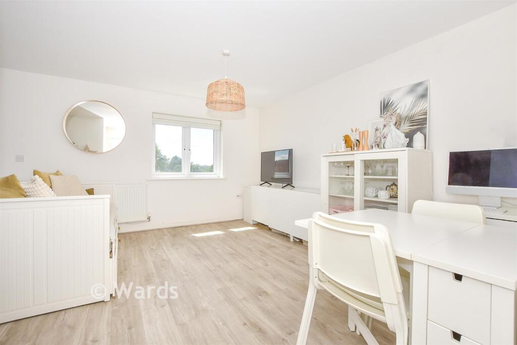 Apartment in Maidstone, Loose - View 4
