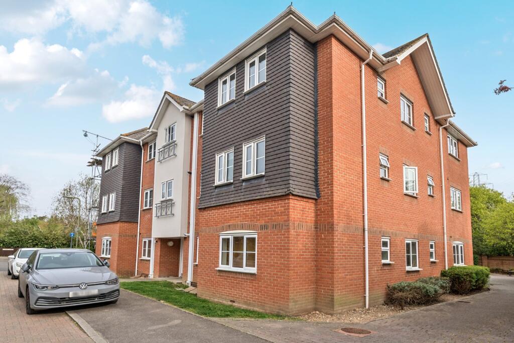 Main image of property: Doctors Acres, Hook, Hampshire, RG27