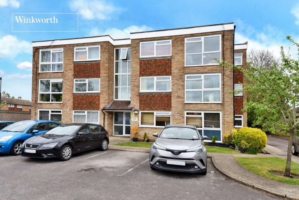 Main image of property: Chanctonbury Gardens, Sutton, SM2