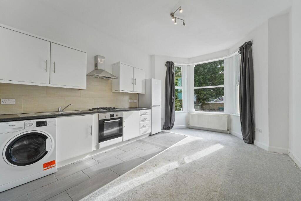 Main image of property: Elmers End Road, London, SE20