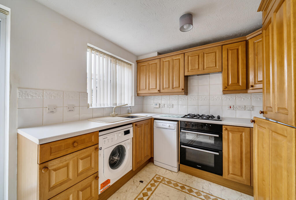 House in Tewkesbury, Wheatpieces - View 3