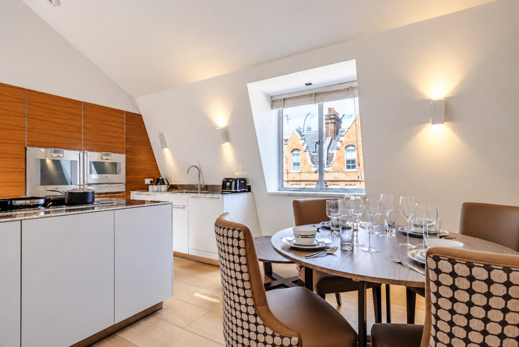 Apartment in London, East Marylebone, Mayfair - More