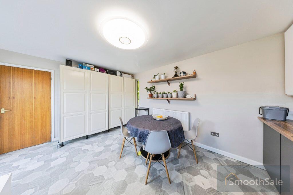 House in Milton Keynes, Campbell Park - More