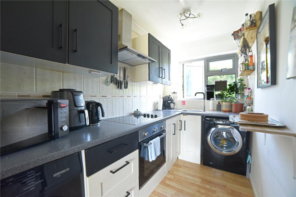 House in Brighton - View 3