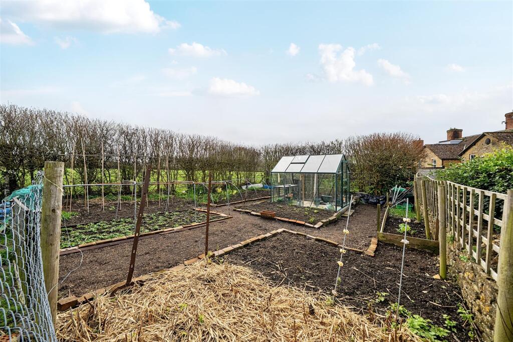 Additional image 14 of 56 Queen Street, Tintinhull, Yeovil