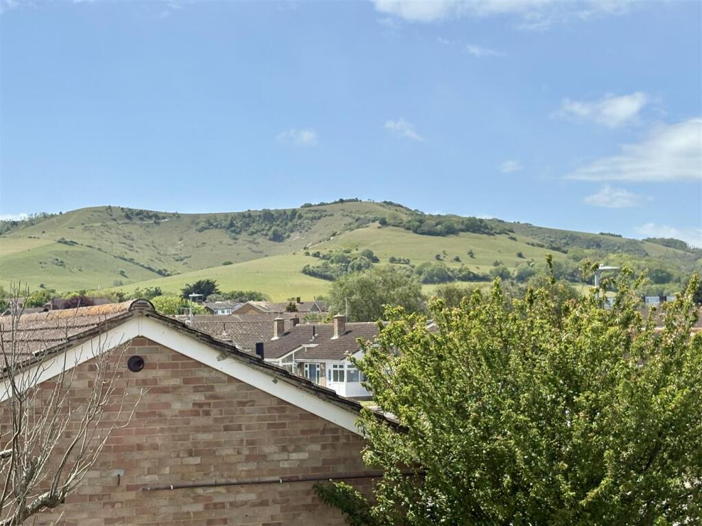 House in Eastbourne, Willingdon and Jevington - View 3