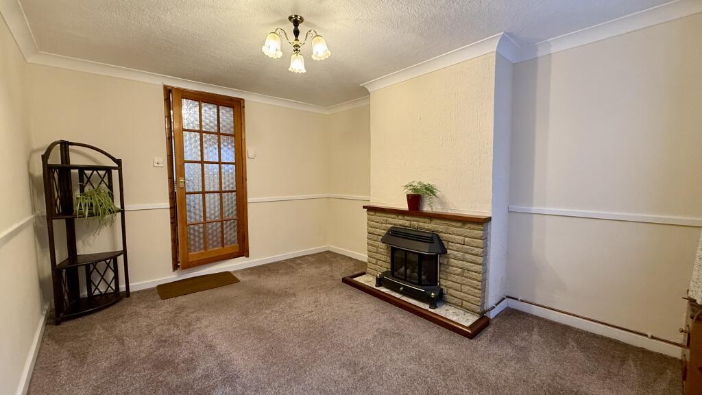 47 Lower Olland Street, Bungay, Norfolk NR35 1BY photo 3