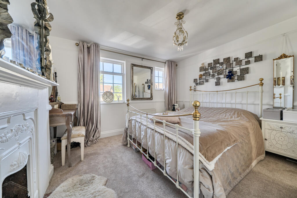 House in Chichester - View 5