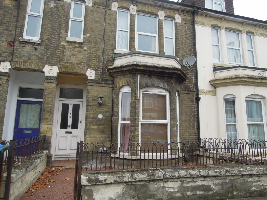 Main image of property: Carlton Road, Polygon, Southampton