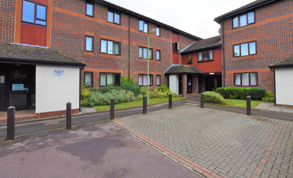 Main image of property: Balliol Drive, Didcot, Oxfordshire, OX11 9RH