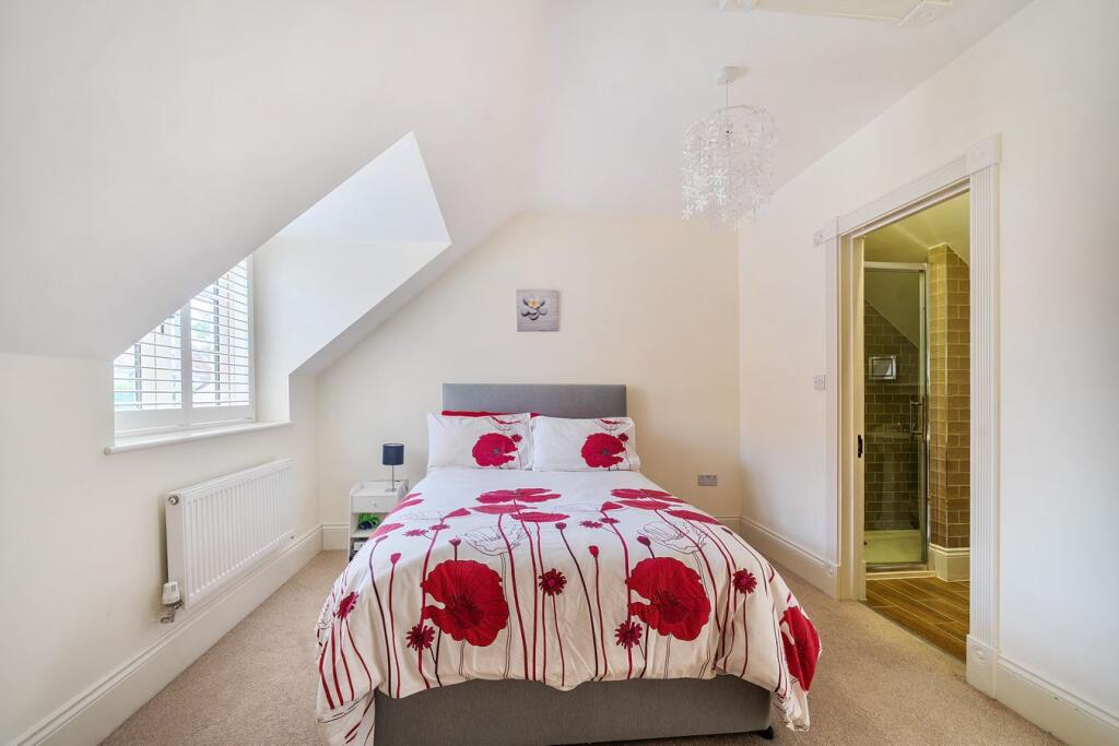 House in Southampton - View 5