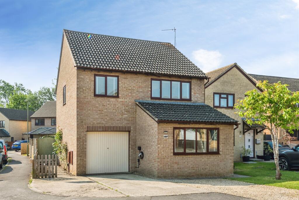Main image of property: Thorney Leys, WITNEY