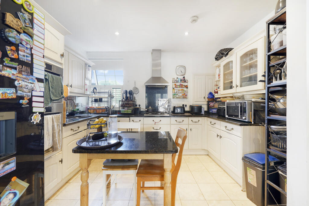 House in London - View 4