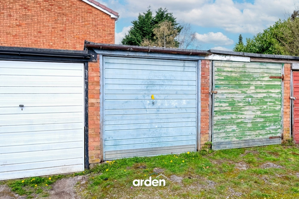Additional image 14 of Woodrow Close, Catshill, B61